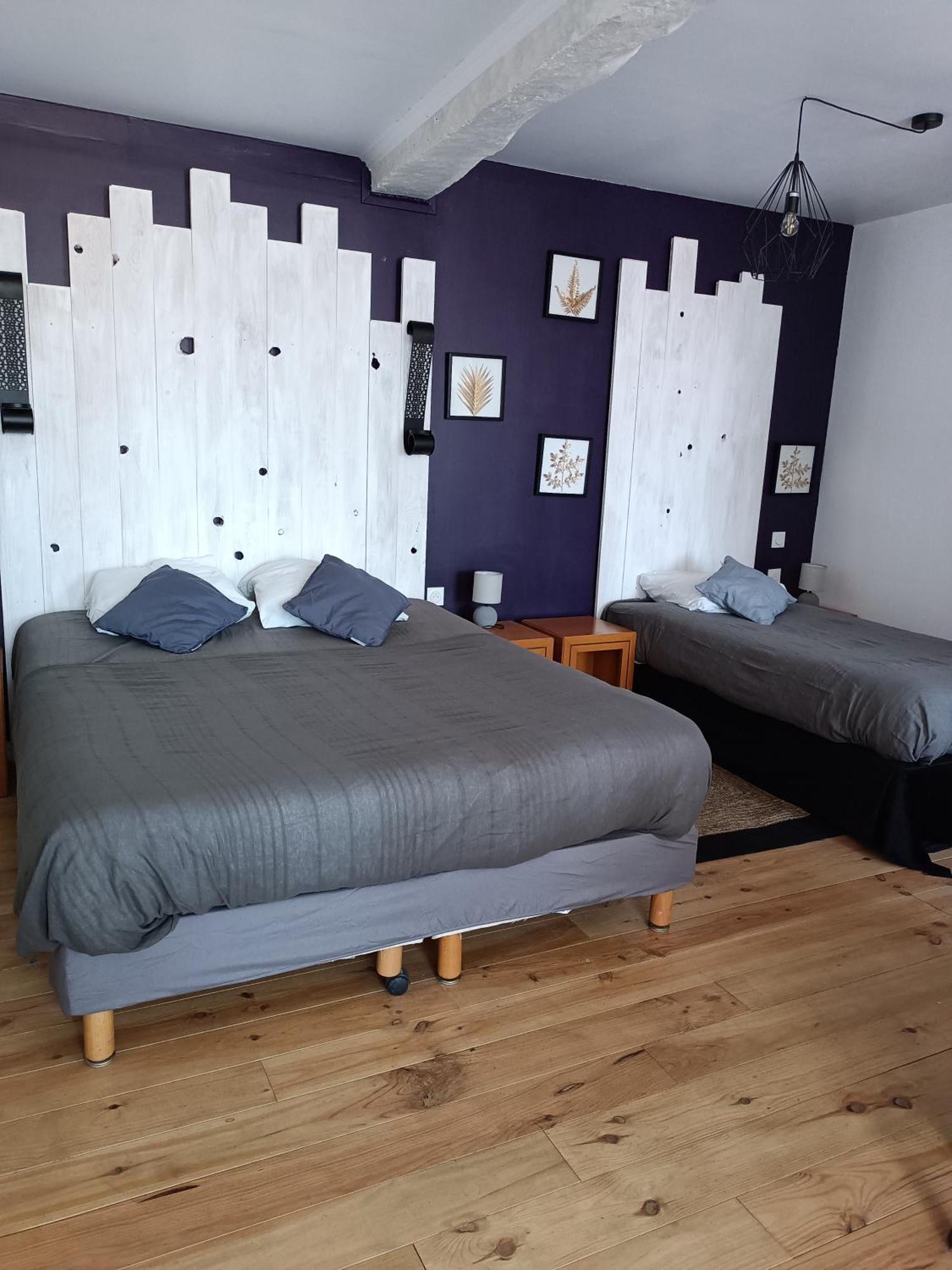 Les 2 Tours Chenay (Deux-Sevres) Exterior foto